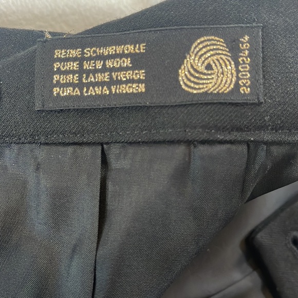 ESCADA Double Slit Pencil Skirt - Picture 7 of 8